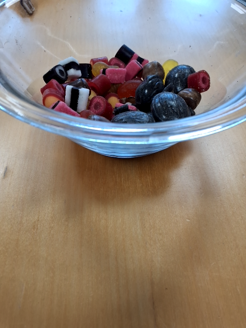 Glas skål